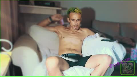 Snapshot of sexypossum chatting on 29, 4, 2026 Possum online show from 29, 4, 2026