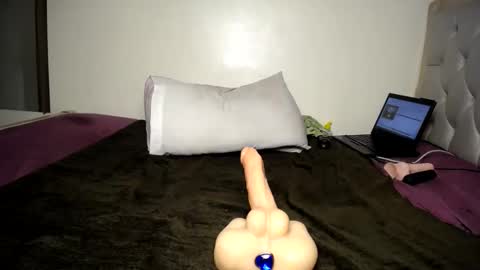 naughty slut online show from 22, 1, 2025