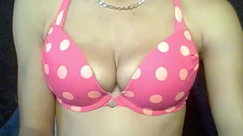 sexypussy000 online show from 17, 2, 2026