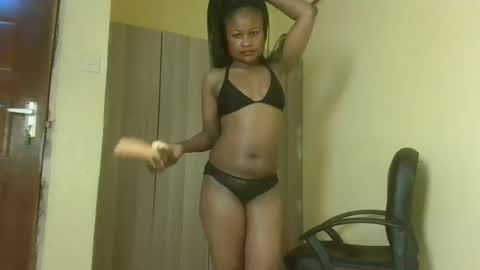 queenivy online show from 17, 9, 2025