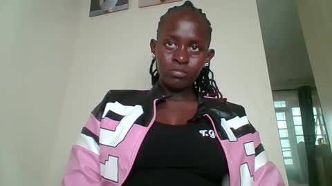 Snapshot of sexyreddebony chatting on 15, 12, 2024 sexyreddebony online show from 15, 12, 2024