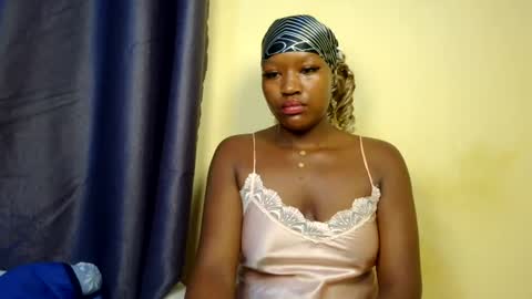 sexyroznnah online show from 15, 6, 2026