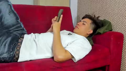 Snapshot of sexys_boys18 chatting on 28, 2, 2026 MATIAS-18 THIAHO -18 MAX-19 NICOKALY-19 CAIN-19 MOD ESTEBAN online show from 28, 2, 2026