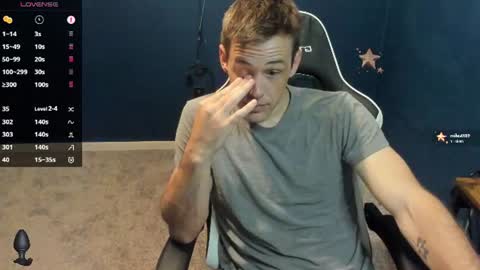 Snapshot of sexyscott26 chatting on 15, 7, 2026 Scott online show from 15, 7, 2026