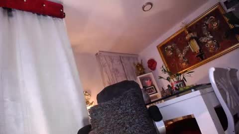    online show from 22, 2, 2025