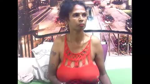 sexyva4u2luv online show from 7, 3, 2025