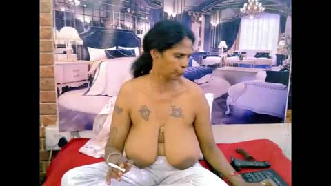 Snapshot of sexyva4u2luv chatting on 16, 5, 2026 sexyva4u2luv online show from 16, 5, 2026