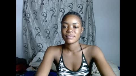 Snapshot of sexyxbunnyxx chatting on 30, 1, 2025 Blue online show from 30, 1, 2025