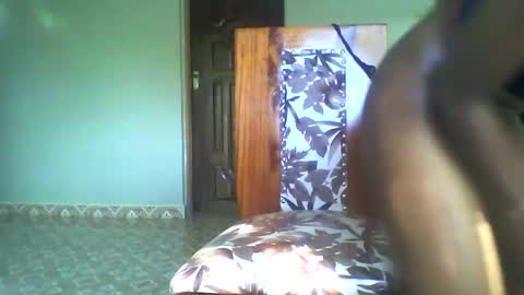 Snapshot of sexyy_tiny chatting on 9, 2, 2025 Mel online show from 9, 2, 2025