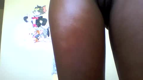 Snapshot of sexyy_tiny chatting on 1, 3, 2025 Mel online show from 1, 3, 2025