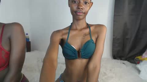 Snapshot of sexyzuriel chatting on 9, 5, 2026 sexyzuriel online show from 9, 5, 2026
