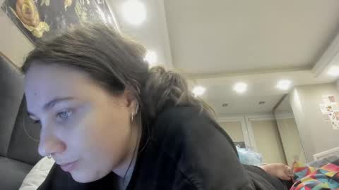 Snapshot of shadow_raffi chatting on 17, 2, 2025 shadow_raffi online show from 17, 2, 2025