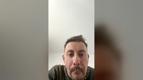 Snapshot of shadowfeetx chatting on 1, 3, 2026 shadowfeetx online show from 1, 3, 2026