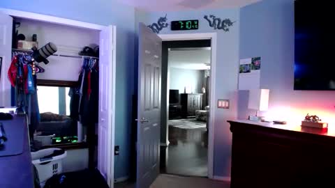 shaftyone4u online show from 10, 4, 2026