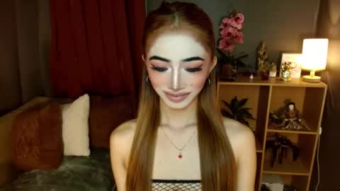 Snapshot of shaina_cummer chatting on 6, 4, 2026 shaina online show from 6, 4, 2026