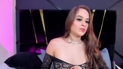 Snapshot of shaina_vasquez chatting on 9, 2, 2025 Shaina Vasquez online show from 9, 2, 2025