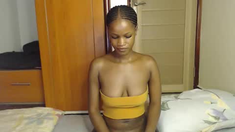 shaky xxx online show from 12, 11, 2025