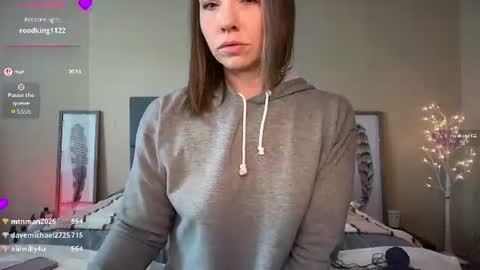 Shalynn online show from 8, 6, 2026