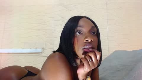 Snapshot of shamira_moore chatting on 13, 12, 2024 Catalina online show from 13, 12, 2024