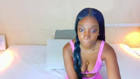 Snapshot of shamira_moore chatting on 21, 4, 2026 Catalina online show from 21, 4, 2026