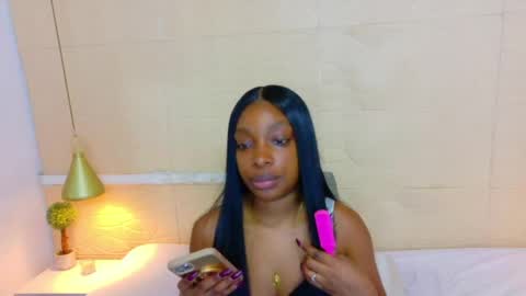 Snapshot of shamira_moore chatting on 1, 5, 2026 Catalina online show from 1, 5, 2026
