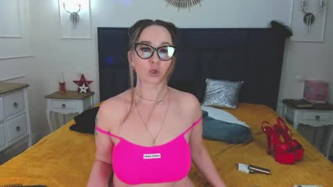 Svetlana ...........help me get 100 reactions before the end of the year Thumb up if you like me I appreciate it and thank you online show from 19, 2, 2025