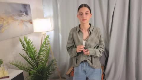 Christina online show from 24, 4, 2026