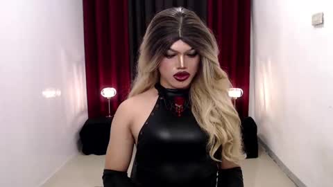 Snapshot of shanex01 chatting on 8, 12, 2024 Shane X online show from 8, 12, 2024