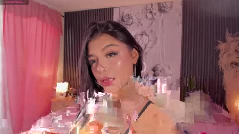 ShaniaDaniels online show from 4, 4, 2026