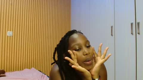 Snapshot of shaniz_shallet chatting on 24, 11, 2025 Shaniz online show from 24, 11, 2025