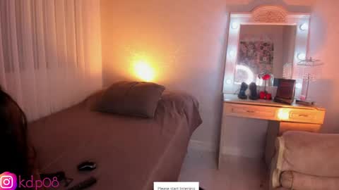 Shannol online show from 8, 4, 2026