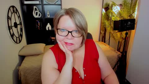 Snapshot of shannonshine chatting on 14, 5, 2026 Shannon online show from 14, 5, 2026