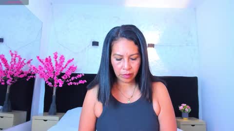  Shanon  online show from 28, 3, 2026