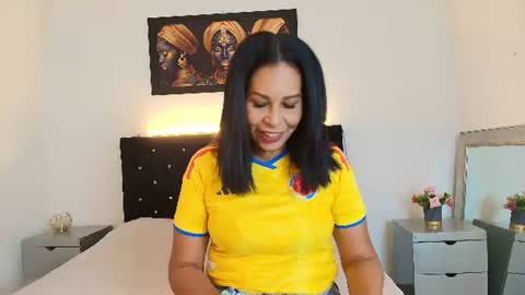 Snapshot of shanon_mature_ chatting on 3, 7, 2026 Shanon online show from 3, 7, 2026