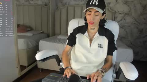 Shantal online show from 25, 11, 2025