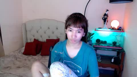 SHANTA FOX  s online show from 24, 2, 2025