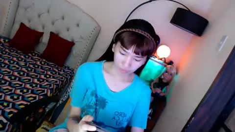 SHANTA FOX  s online show from 27, 10, 2025