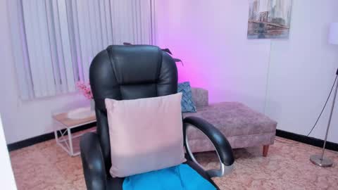 Shantall wills online show from 12, 1, 2025