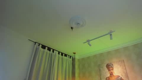 Shantal online show from 7, 4, 2026