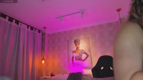 Snapshot of shantalll__ chatting on 20, 4, 2026 Shantal online show from 20, 4, 2026