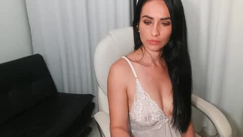 Snapshot of shantalxxx67 chatting on 29, 1, 2025 shantal online show from 29, 1, 2025