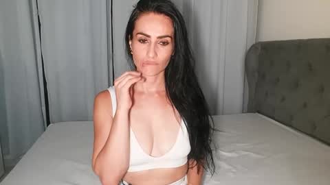 Snapshot of shantalxxx67 chatting on 3, 3, 2025 shantal online show from 3, 3, 2025