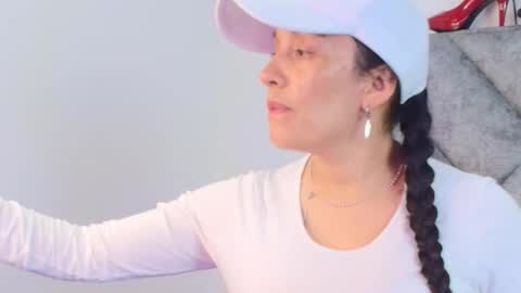 Snapshot of shantey_laurent chatting on 14, 2, 2026 shantey online show from 14, 2, 2026