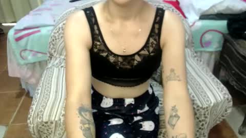 Snapshot of shanyflores5 chatting on 23, 4, 2026 shanyflores5 online show from 23, 4, 2026