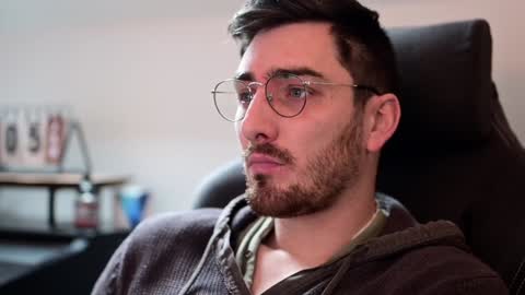 frenchy boy online show from 9, 12, 2024