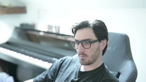 Snapshot of shape80 chatting on 21, 3, 2026 frenchy boy online show from 21, 3, 2026