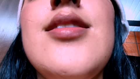 Snapshot of sharain chatting on 26, 12, 2024 My real name is bella Much Gust online show from 26, 12, 2024