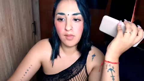 Snapshot of sharain chatting on 26, 2, 2025 My real name is bella Much Gust online show from 26, 2, 2025