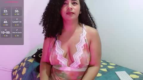 Snapshot of sharamadison98 chatting on 21, 10, 2025 sharamadison online show from 21, 10, 2025