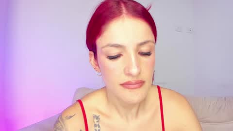 Hi fiends ---- I usually start online from Monday to Friday from 1000 am Saturdays and Sundays at 600 am Colombia time online show from 1, 2, 2025